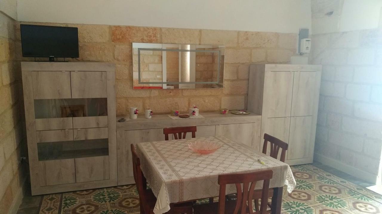 Palmariggi La Terrazza Sul Castello 아파트 외부 사진