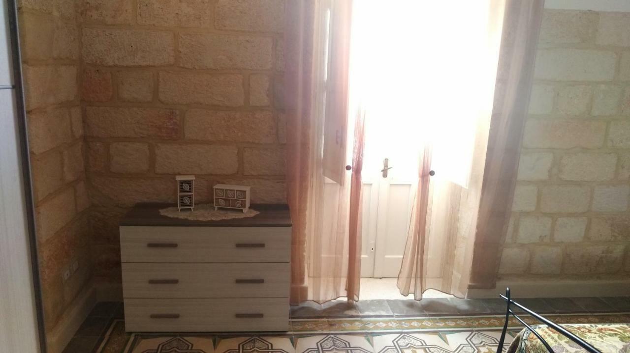 Palmariggi La Terrazza Sul Castello 아파트 외부 사진